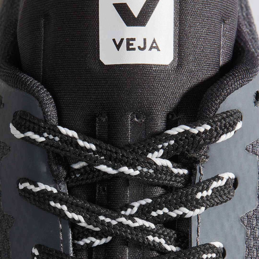 LACES BLACK OXFORD GREY